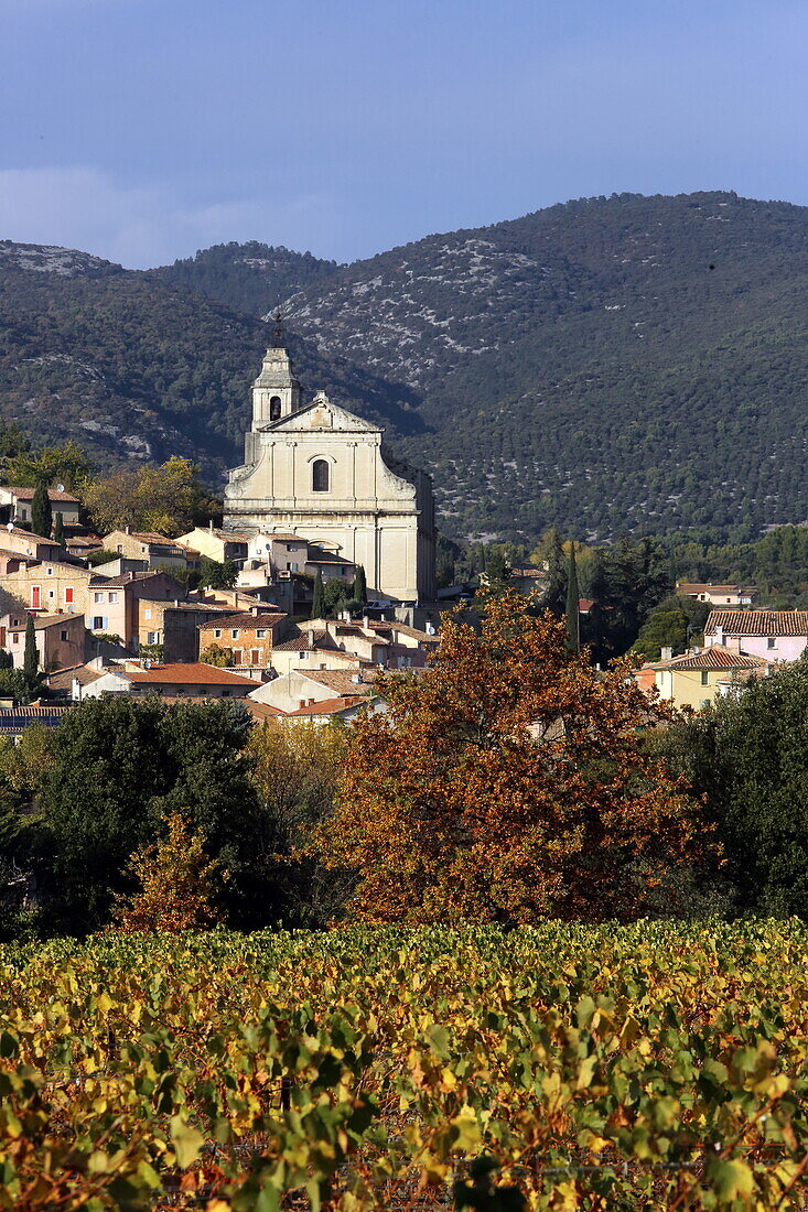 Blick auf Bedoin, Vaucluse, Provence-Alpes-Côte d'Azur, Frankreich