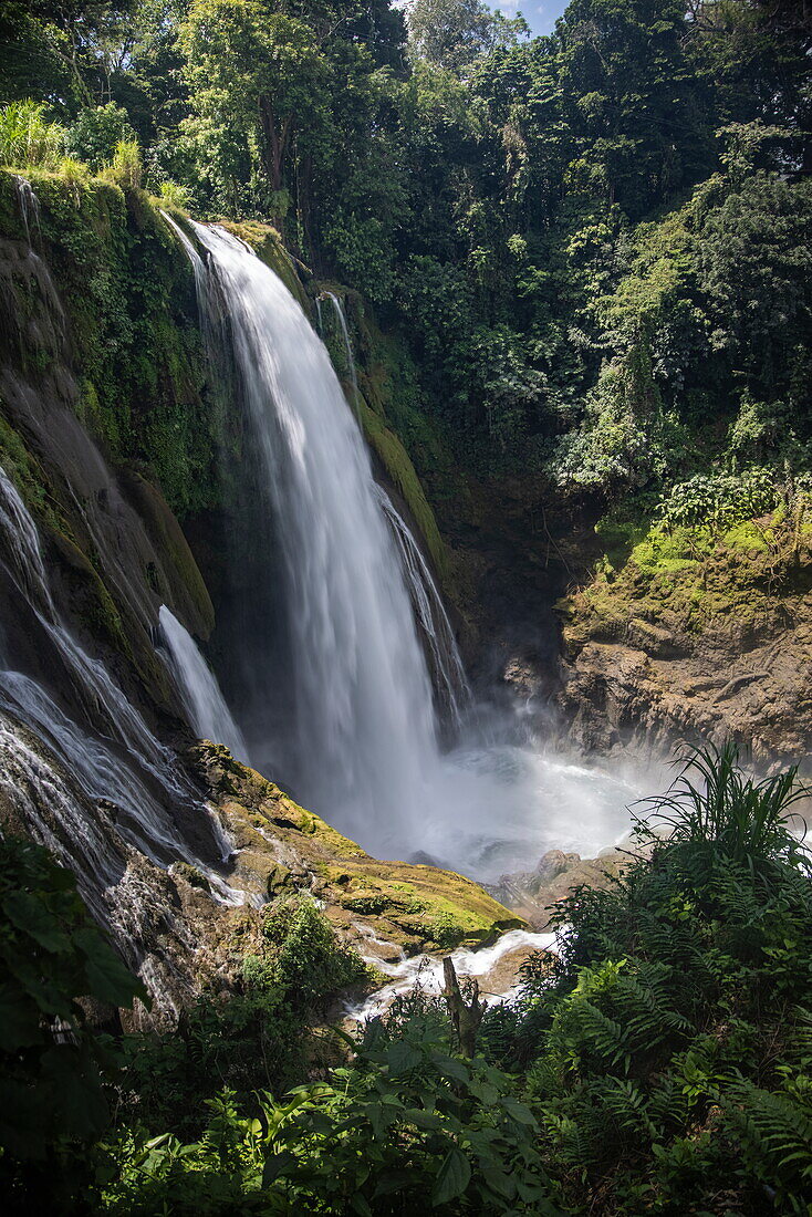 The majestic Cataratas Pulhapanzak Falls, San Francisco de Yojoa, Cortés, Honduras, Central America