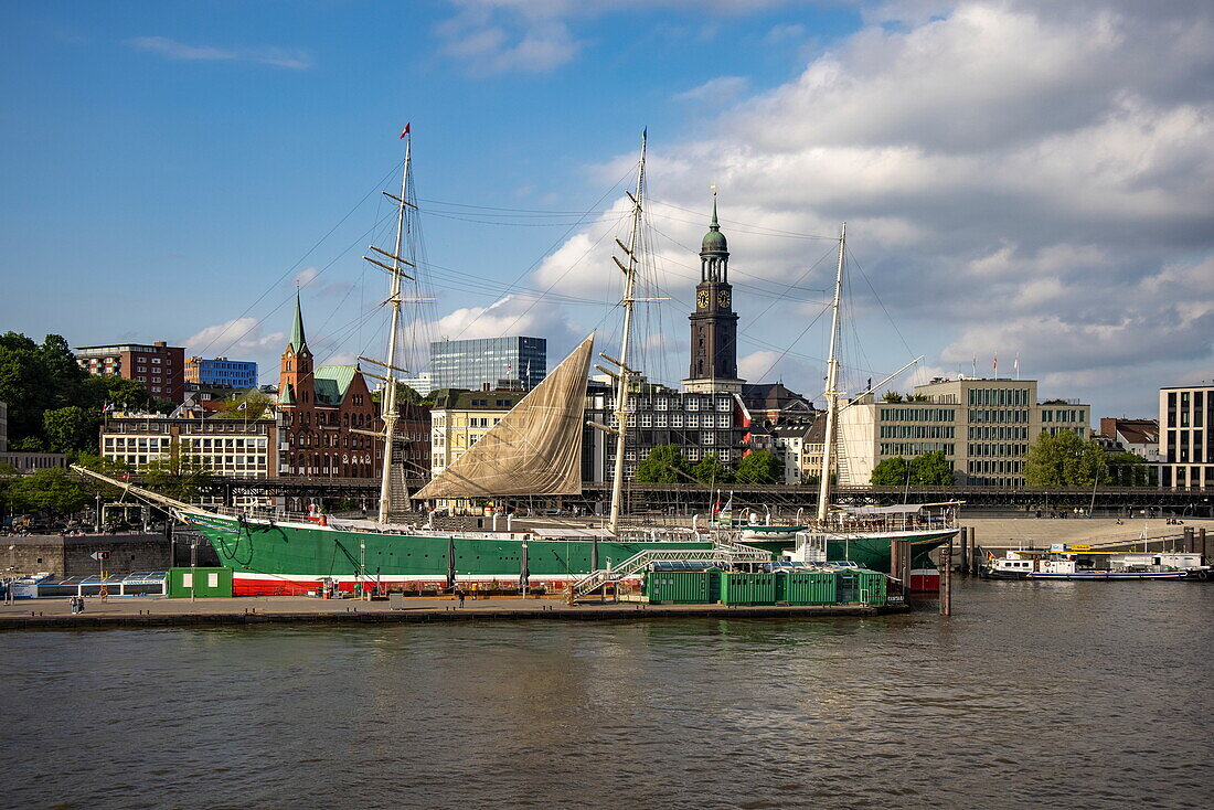 Sailing ship Rickmer Rickmers (permanently moored as a museum ship) in the Port of Hamburg, Hamburg, Hamburg, Germany, Europe