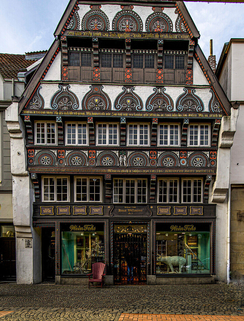 Haus Willmann (1586) in Krahnstrasse, Heger-Tor district, old town of Osnabrück, Lower Saxony, Germany