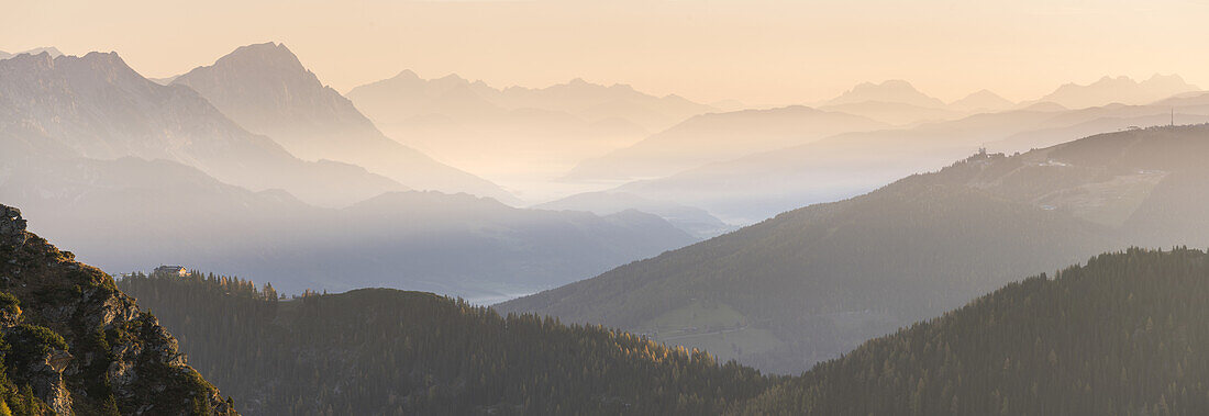 Blick in das Ennstal von der Gasselhöhe, Schladminger Tauern, Steiermark, Österreich