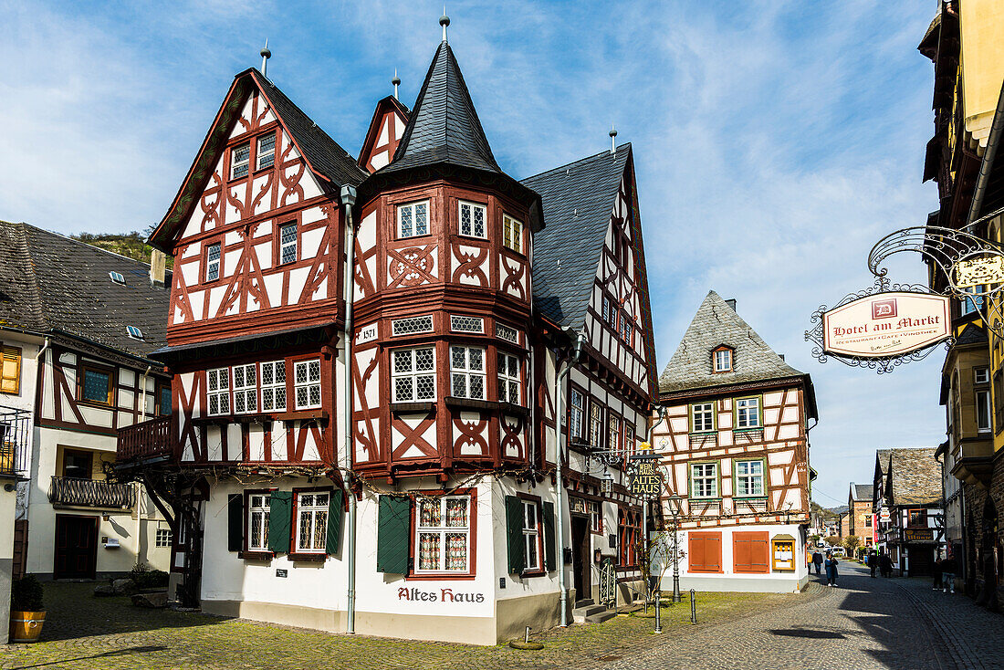 Historische Fachwerkhäuser, Bacharach, Oberes Mittelrheintal, UNESCO Weltkulturerbe, Rhein, Rheinland-Pfalz, Deutschland