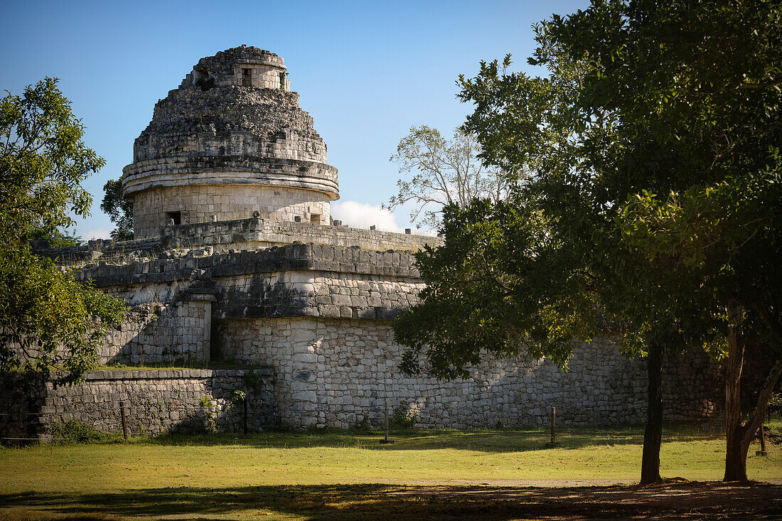 Ruins of a Maya observatory (El Caracol), ruined city of Chichén-Itzá, Yucatán, Mexico, North America, Latin America, UNESCO World Heritage