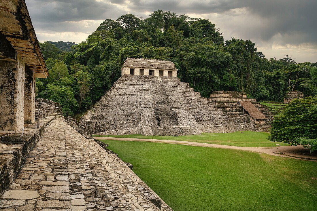 Tempel der Inschriften (Templo de las Inscripciones), archäologische Zone von Palenque, Maya Metropole, Chiapas, Mexiko, Lateinamerika, Nordamerika, Amerika