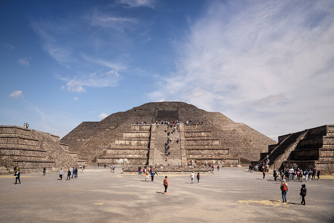 Mondpyramide (Pirámide de la Luna) in Teotihuacán (Ruinenmetropole), Mexiko, Lateinamerika, Nordamerika, Amerika