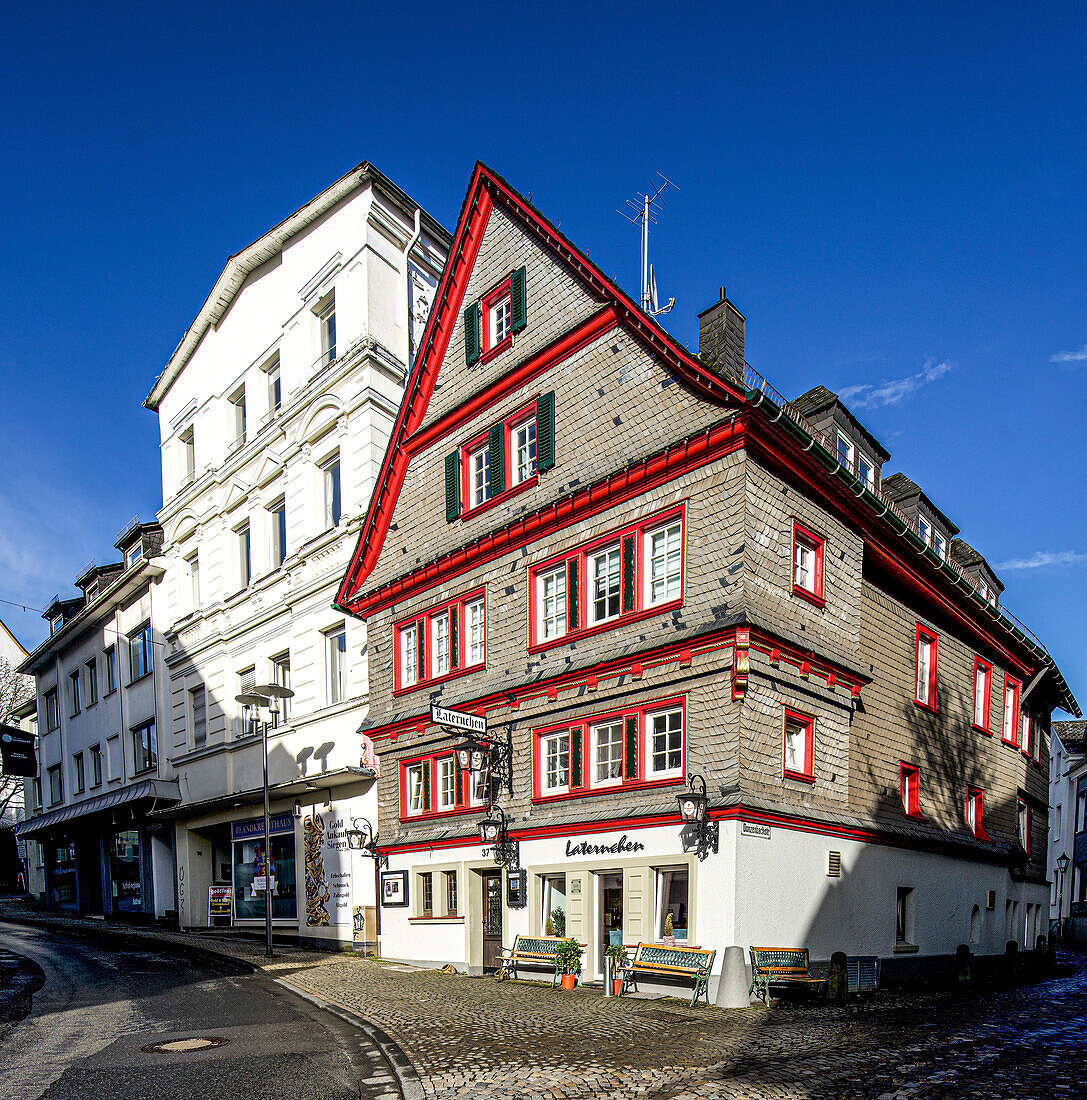 Schieferverkleidetes Haus "Laternchen" in der Altstadt von Siegen, Nordrhein-Westfalen, Deutschland