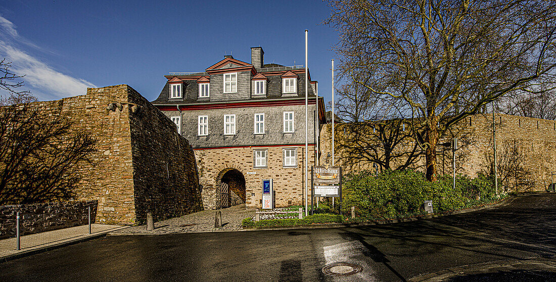 Gatehouse with the main entrance to the Upper Castle, Siegen, North Rhine-Westphalia, Germany