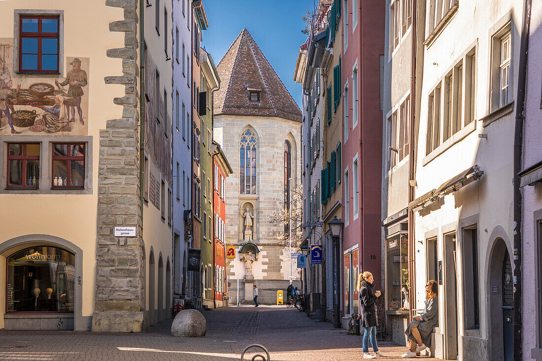Altstadt von Konstanz mit Blick zur Sankt-Stephans Kirche, Baden-Württemberg, Deutschland