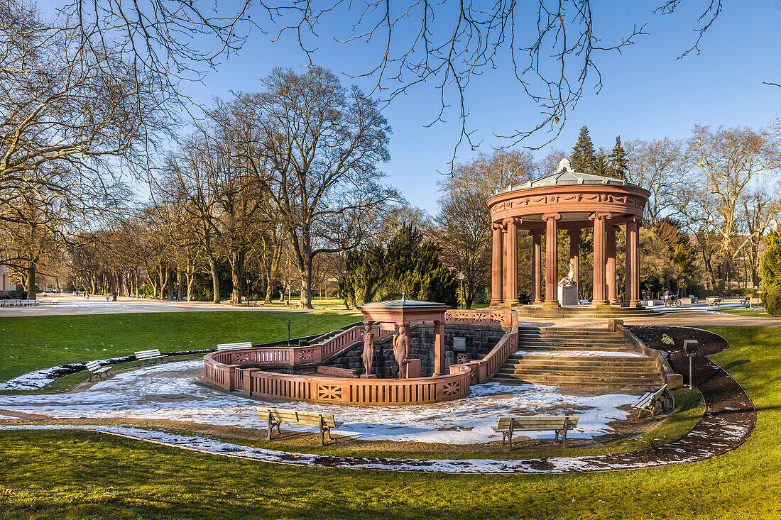 Elisabethenbrunnen in the spa park of Bad Homburg vor der Höhe, Taunus, Hesse, Germany