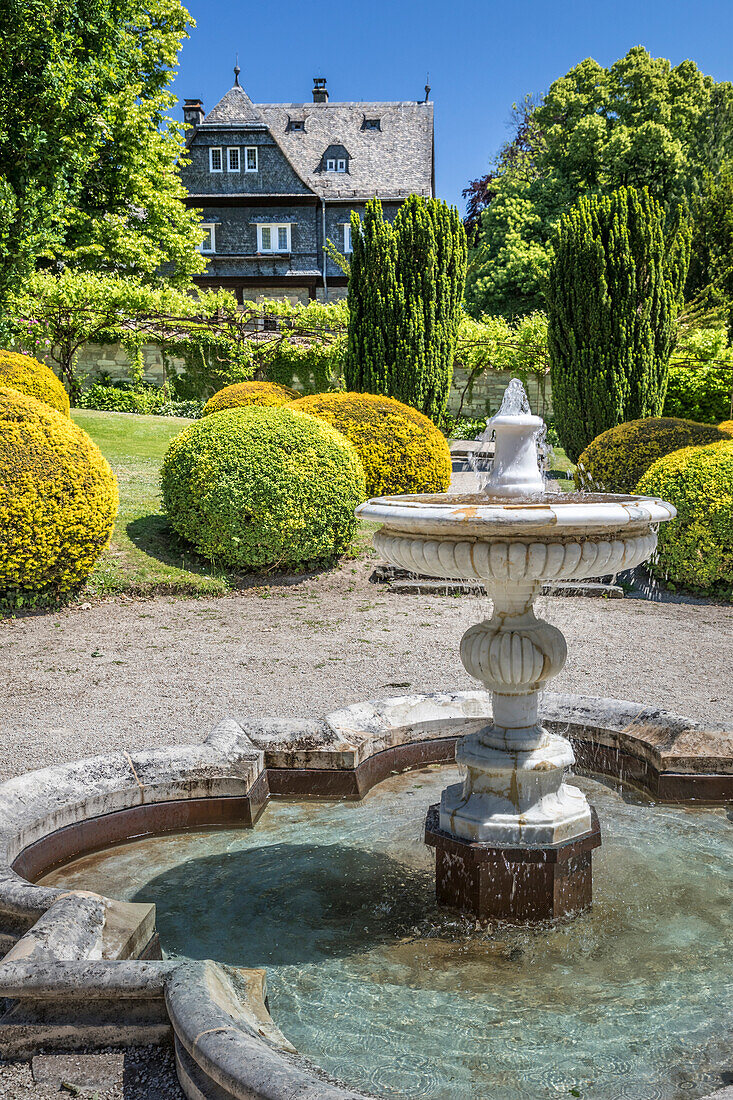Fountain in the rose garden of the Schlosshotel Friedrichshof, Kronberg, Taunus, Hesse, Germany