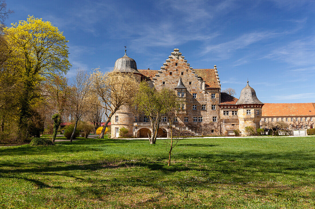 Schloss Eyrichshof im Naturpark Haßberge, im Ort Eyrichshof bei Ebern, Landkreis Hassberge, Unterfranken, Franken, Bayern, Deutschland