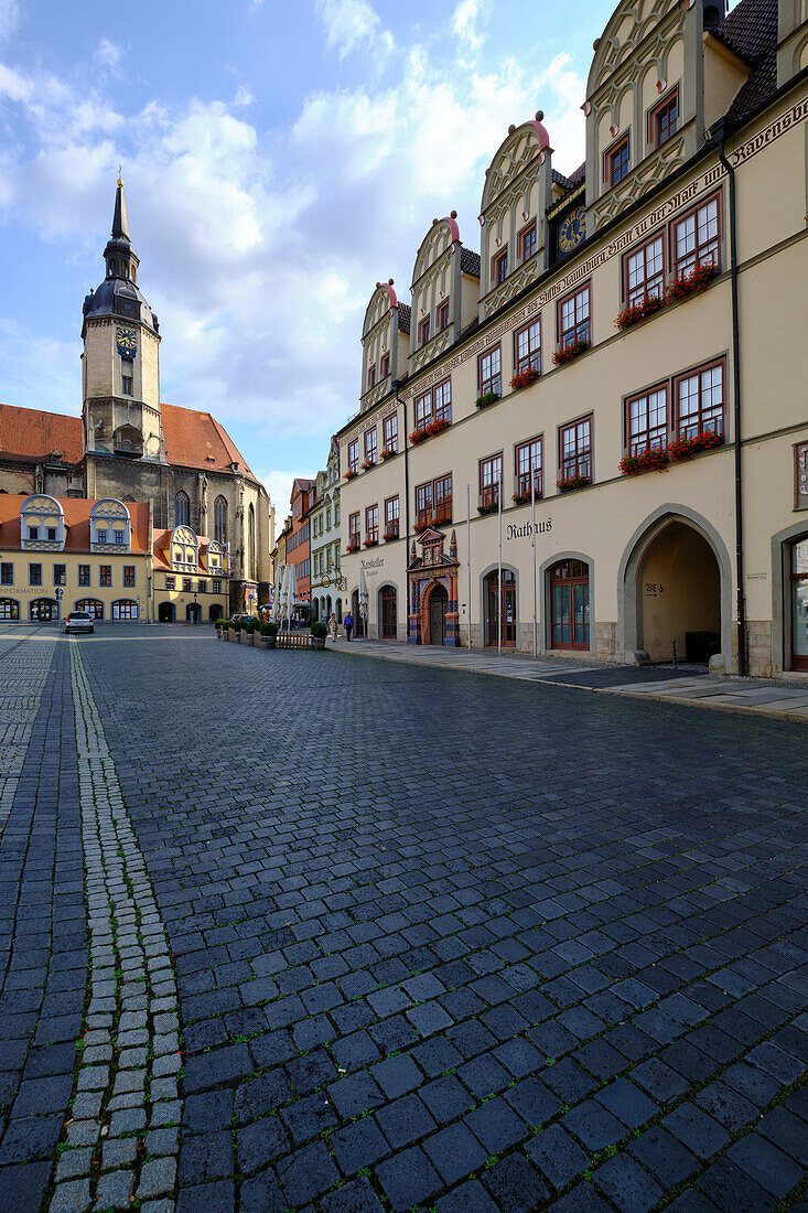 Das Renaissance-Rathaus am Marktplatz in Naumburg/Saale an der Straße der Romanik, Burgenlandkreis, Sachsen-Anhalt, Deutschland\n