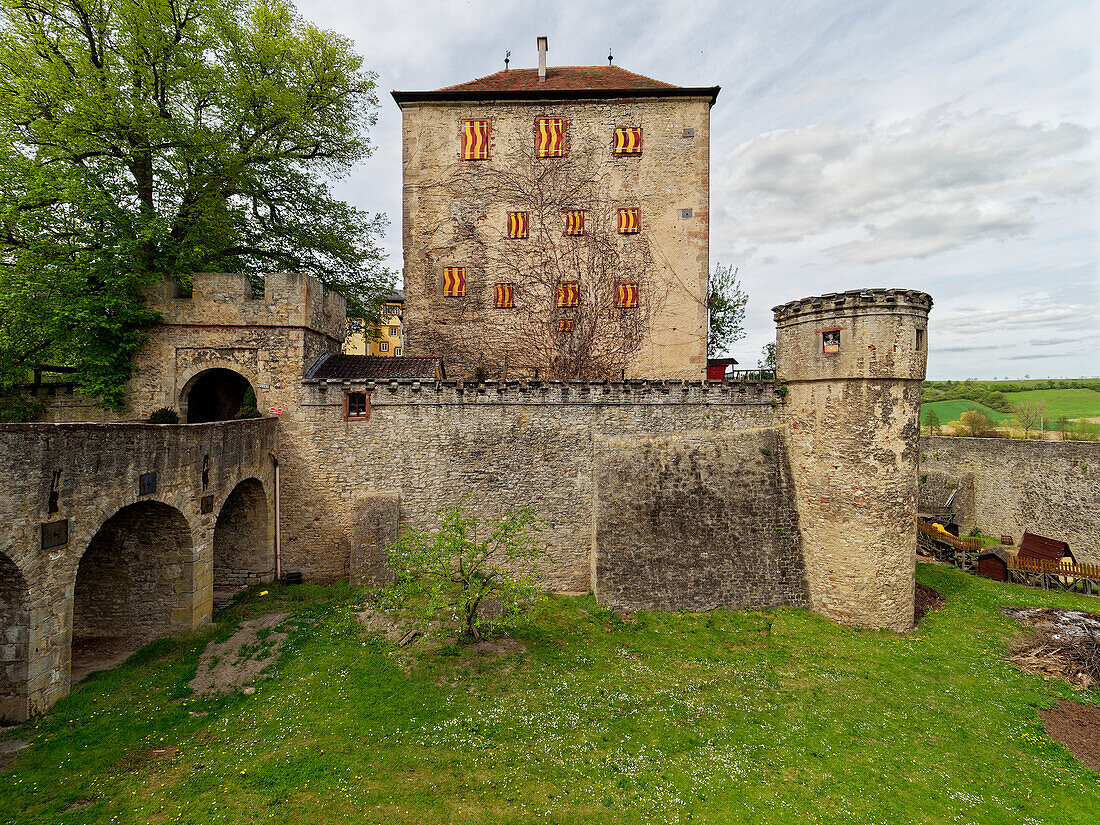 Schloss Thüngen in der Werntalgemeinde Thüngen, Landkreis Main-Spessart, Unterfranken, Bayern, Deutschland
