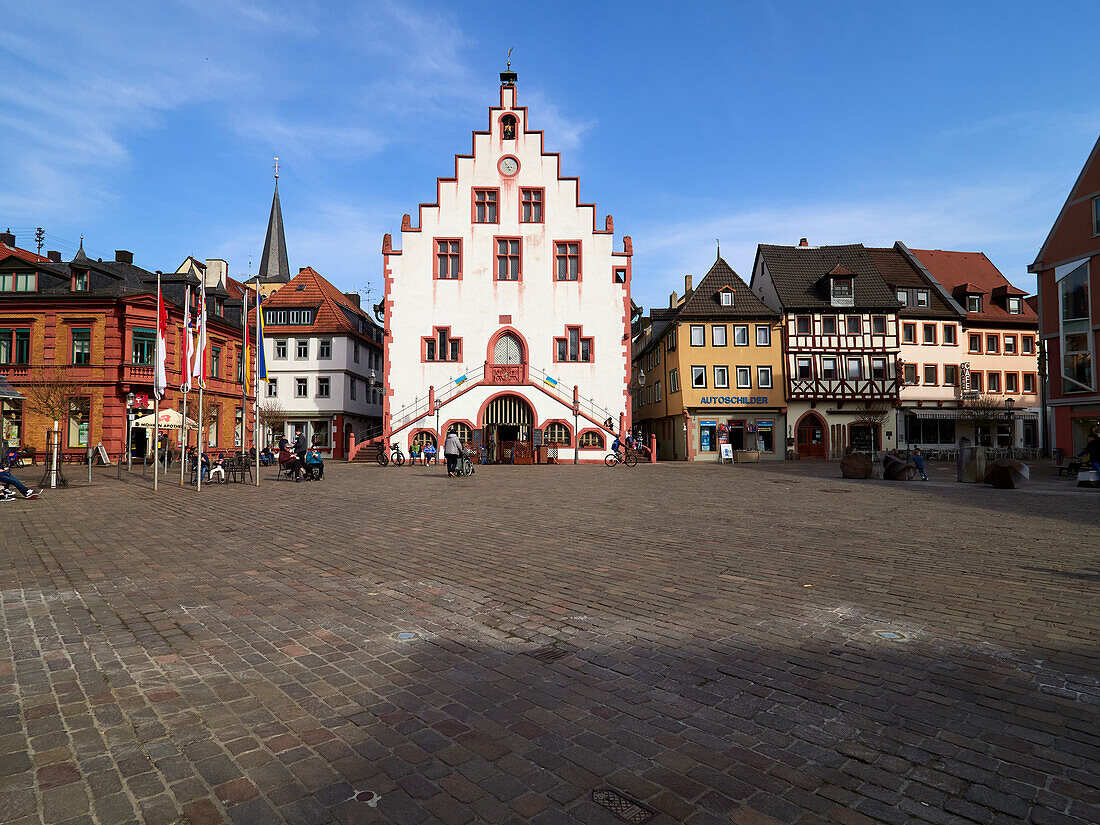 Historisches Rathaus von Karlstadt am Main, Landkreis Main-Spessart, Unterfranken, Bayern, Deutschland