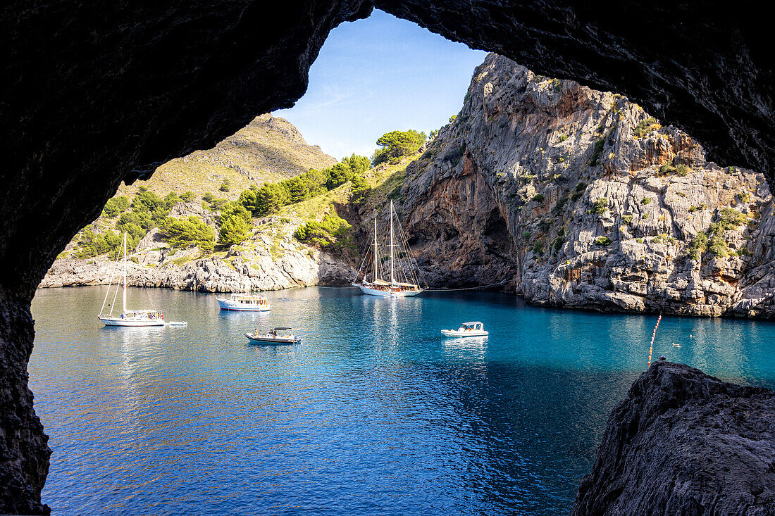 Rock breach, Torrent de Pareis, Sa Calobra, Mallorca, Spain