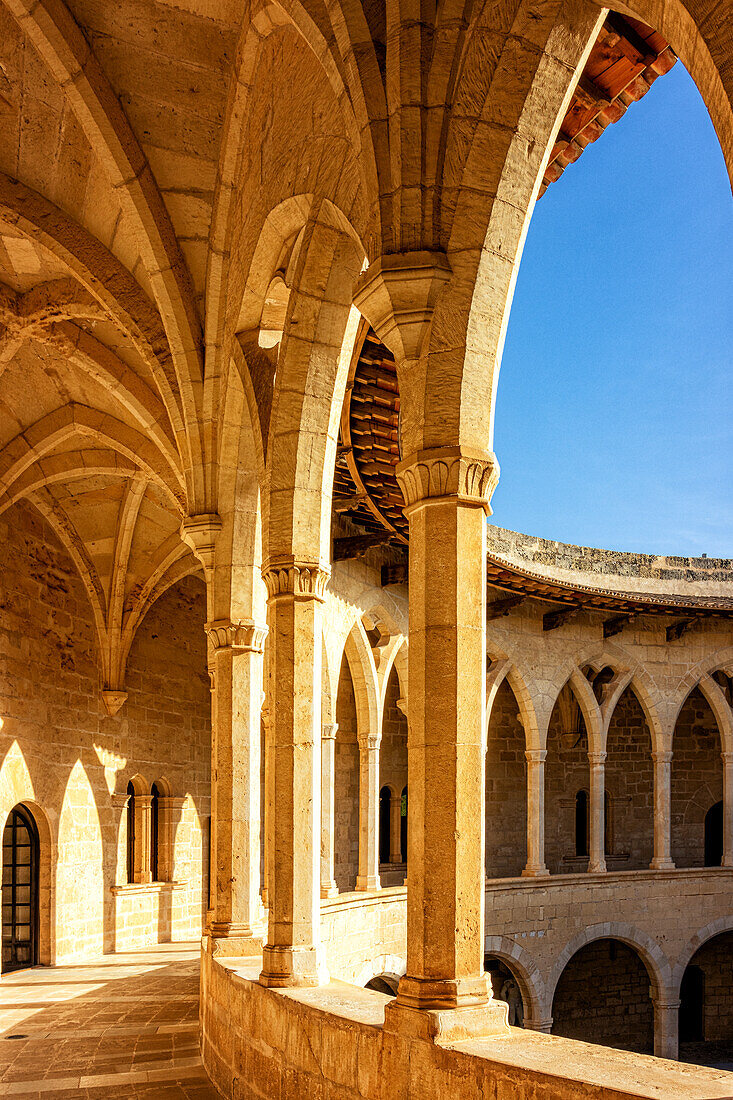 Innenhof der Burg, Castillo de Bellver, Palma de Mallorca, Mallorca, Spanien