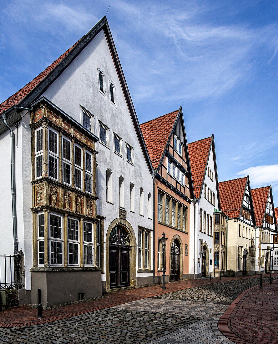 Museumszeile in der oberen Altstadt von Minden, Nordrhein-Westfalen, Deutschland