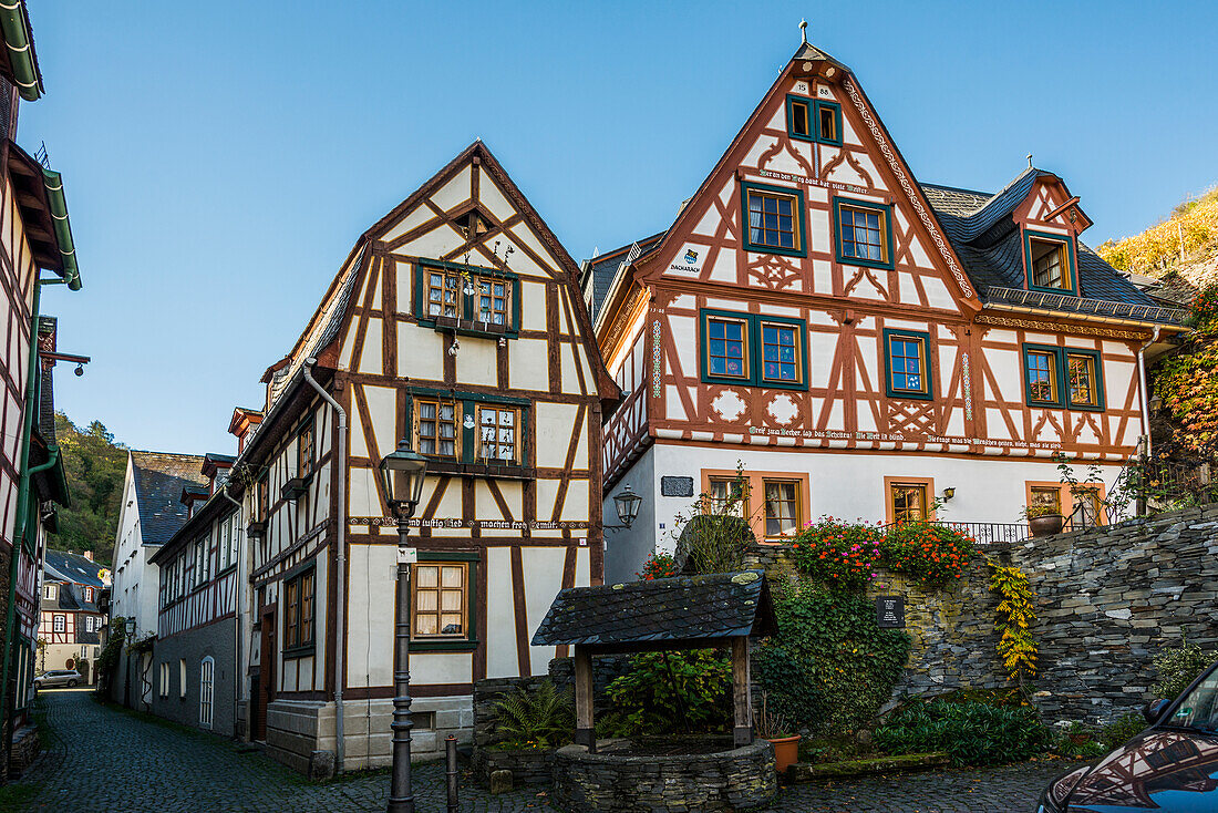 Historische Fachwerkhäuser, Bacharach, Oberes Mittelrheintal, UNESCO Weltkulturerbe, Rhein, Rheinland-Pfalz, Deutschland