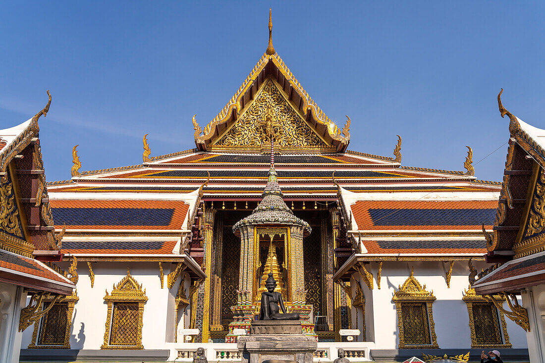 Wat Phra Kaeo, The King's Buddhist Temple, Grand Palace Bangkok, Thailand, Asia