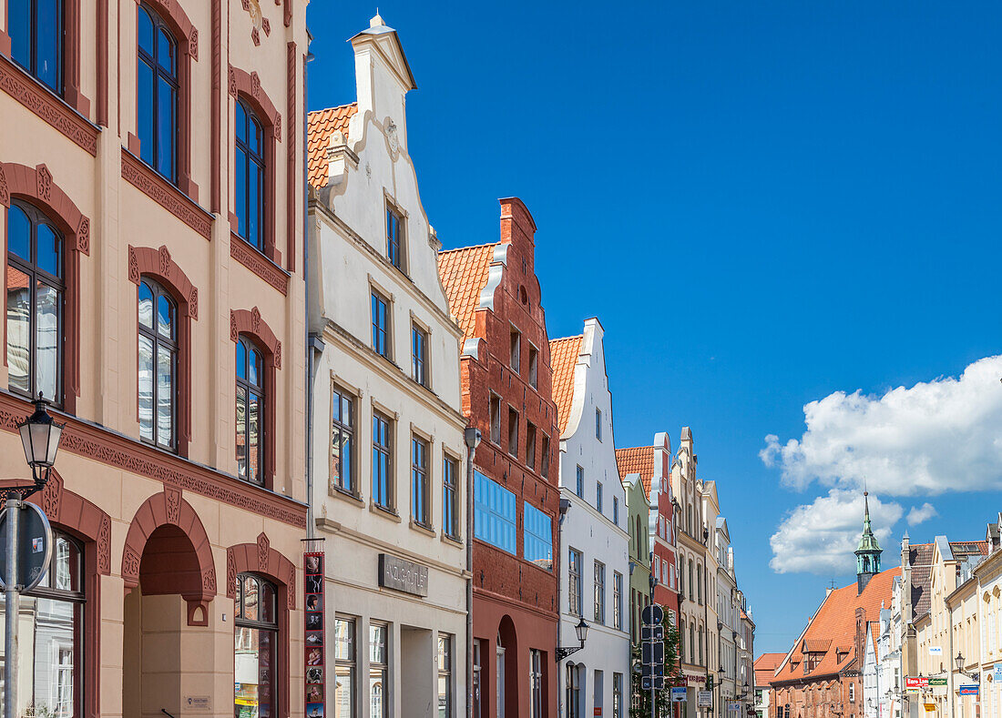 Historic trading houses in the old town of Wismar, Mecklenburg-Western Pomerania, Baltic Sea, Northern Germany, Germany