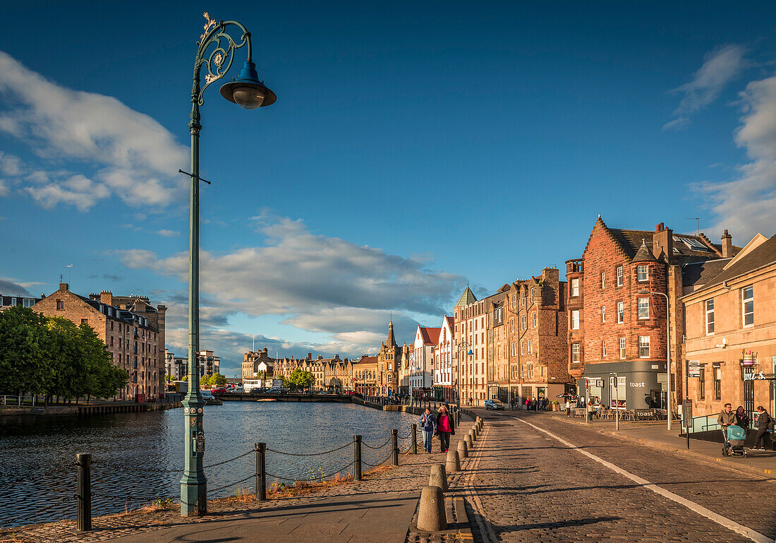 Abendlicht am Shore in Leith, Edinburgh, City of Edinburgh, Schottland, Großbritannien