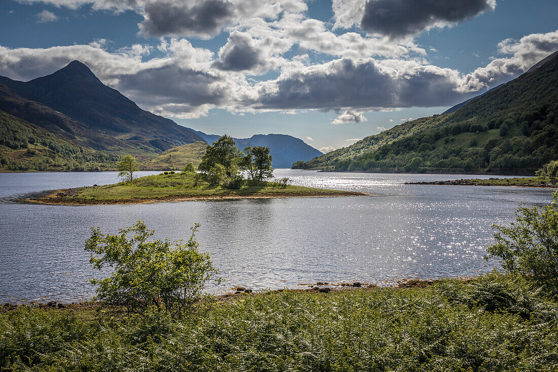 Loch Leven North Shore Viewpoint, Blick nach Westen, Kinlochleven, Highlands, Schottland, Großbritannien