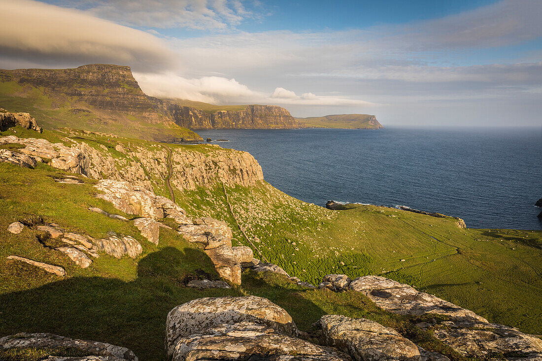 Waterstein Head beim Neist Cliff, Isle of Skye, Highlands, Schottland, Großbritannien