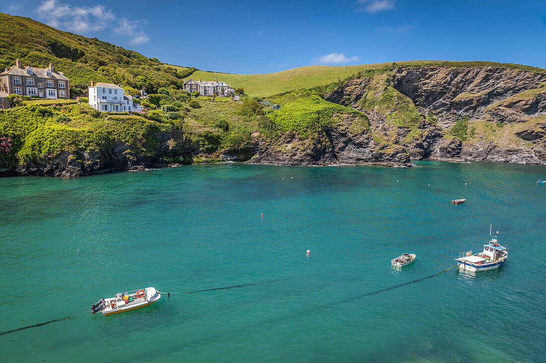 Port Isaac harbour, Cornwall, England