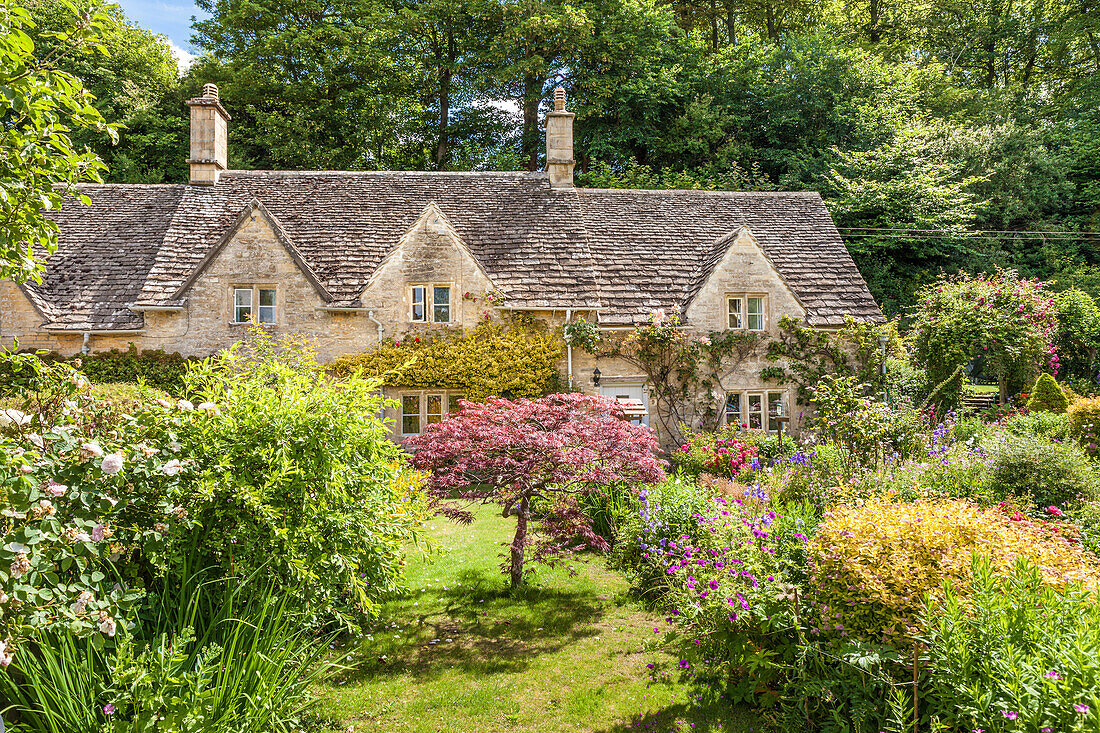 Alte Handwerkshäuser, Cottages in Bibury, Cotswolds, Gloucestershire, England