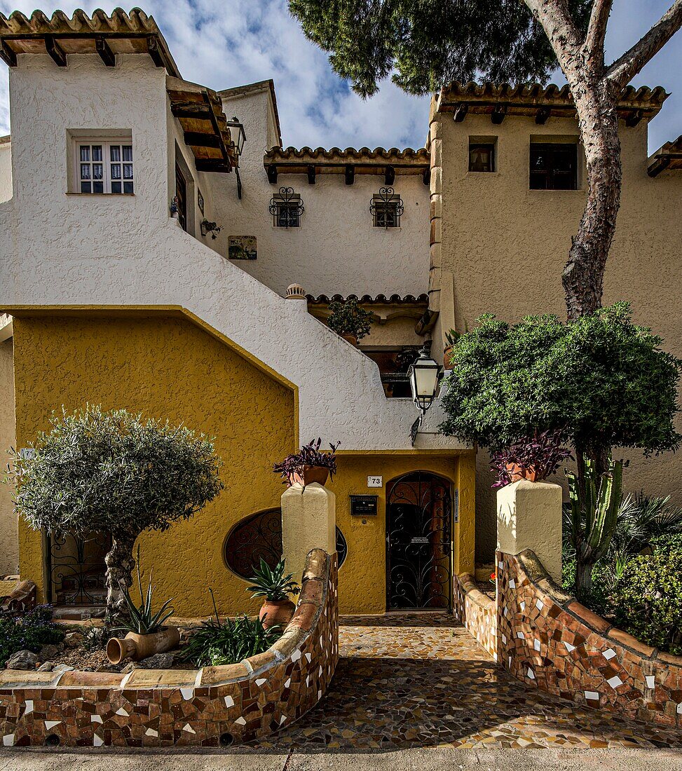 House with front garden in the resort of Cala Fornells, Paguera, Mallorca, Spain