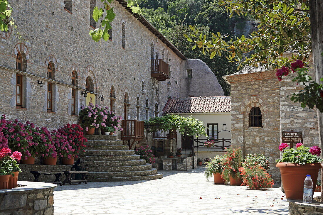 Kloster Agios Evanggelistrias Verkündigung des Herrn (Holy Monastery of the Annunciation to the Virgin Mary), Insel Skiathos, Nördliche Sporaden, Griechenland