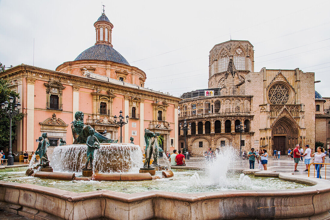 Valencia, Plaza de la Virgen, with Neptune Fountain, and Great Cathedral, Spain