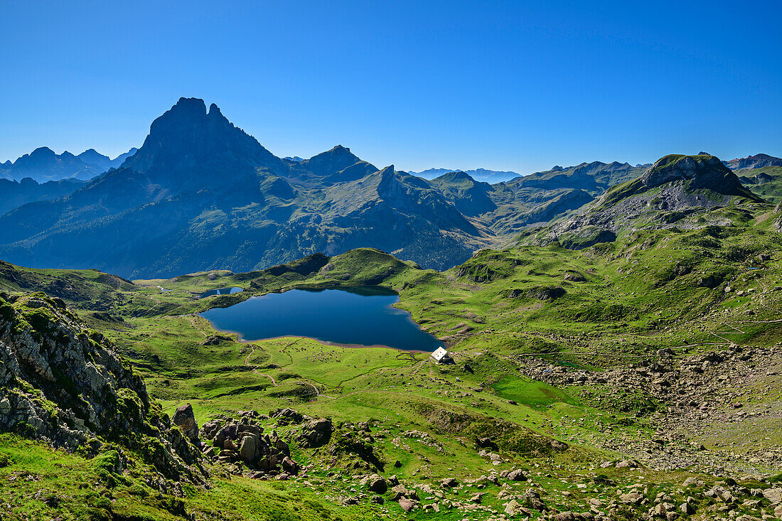 Mountain lake Lac Gentau with Pic du Midi, Vallee d'39; Ossau, Pyrenees National Park, Pyrenees, France
