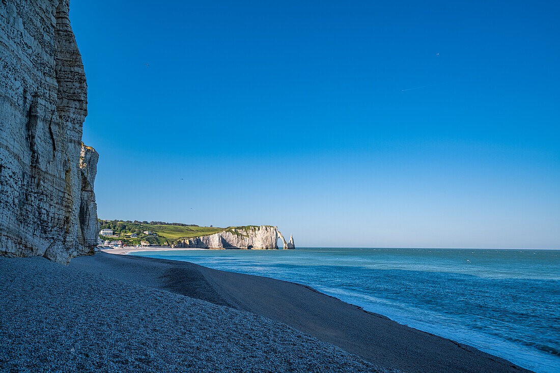 View of the Etretat and Falaise d'Aval chalk ledges