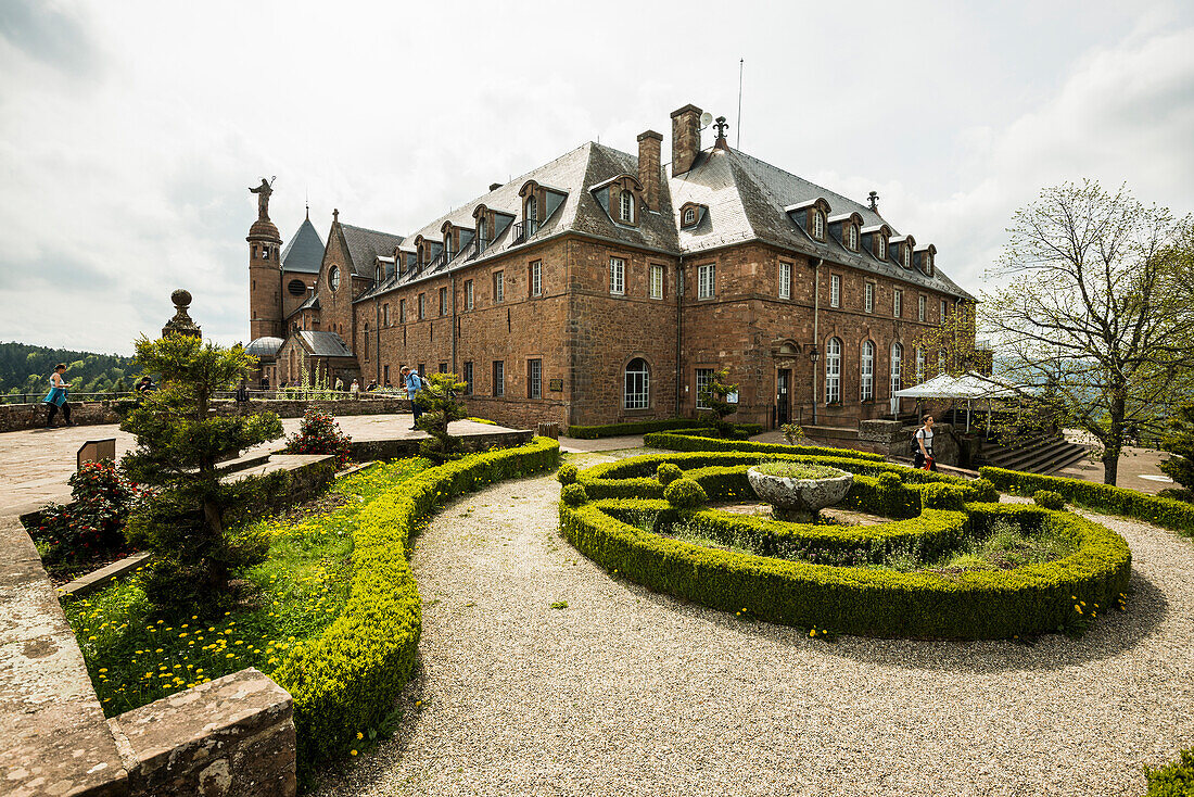 Ehemaliges Kloster Mont Sainte-Odile, Ottrott, Département Bas-Rhin, Elsass, Frankreich