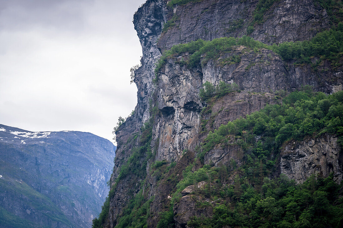 Felsformation Troll im Geirangerfjord, Moere og Romsdal, Vestlandet, Norwegen