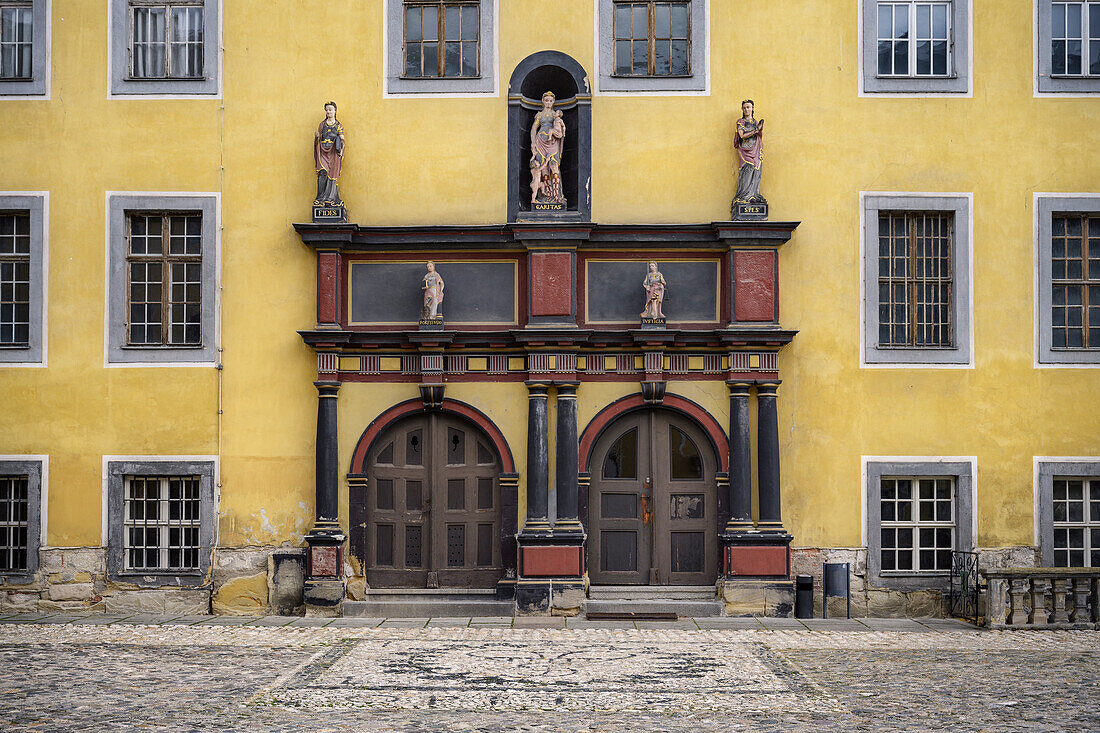 Renaissance portal on the north wing of Heidecksburg Castle, Rudolstadt, Saalfeld-Rudolstadt district, Thuringia, Germany, Europe