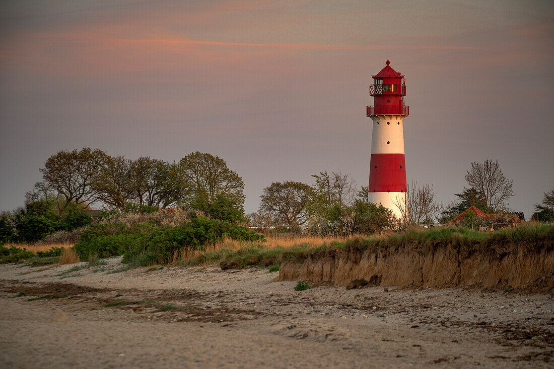 Falshoeft lighthouse in the evening light, Pommerby, Schleswig-Holstein, Germany, Europe