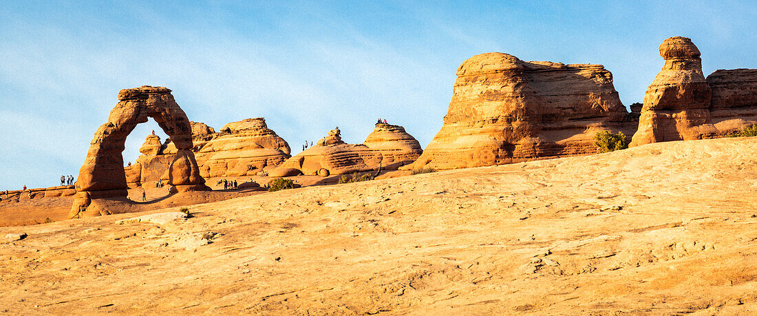 Panoramic 'Touristy Desert', Delicate Arch, Arches National Park, Moab, Utah, USA