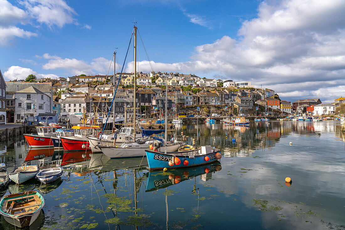 Mevagissey townscape and harbor, Cornwall, England, United Kingdom, Europe