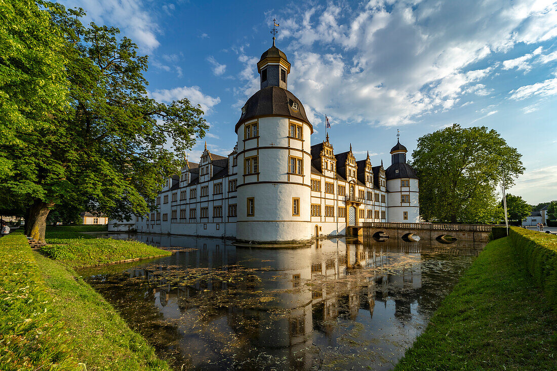 Neuhaus Castle in Paderborn, North Rhine-Westphalia, Germany, Europe