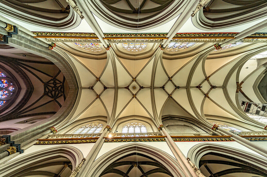 Ceiling in the interior of the Catholic Church of St. Viktor in Xanten, Lower Rhine, North Rhine-Westphalia, Germany, Europe