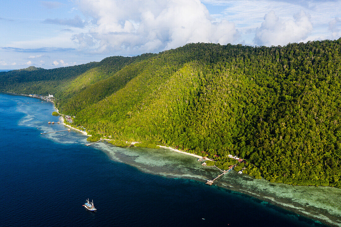 Luftaufnahme Insel Mansuar, Raja Ampat, West Papua, Indonesien