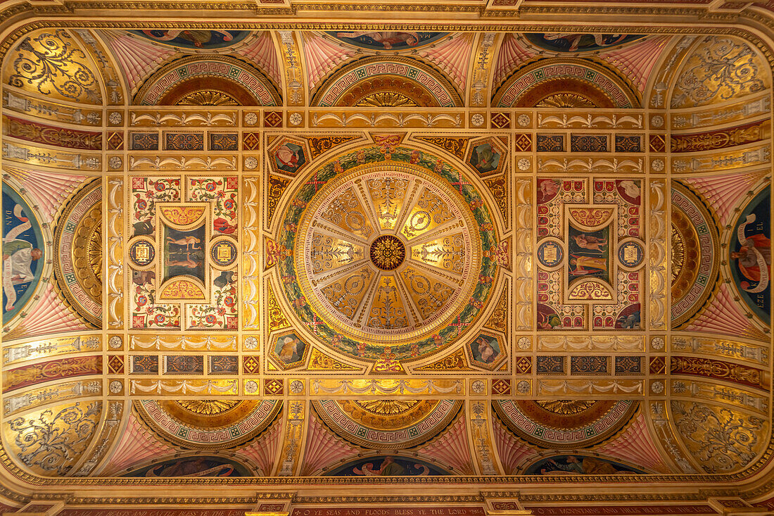 Worcester College Chapel ceiling, University of Oxford, Oxfordshire, England, United Kingdom, Europe