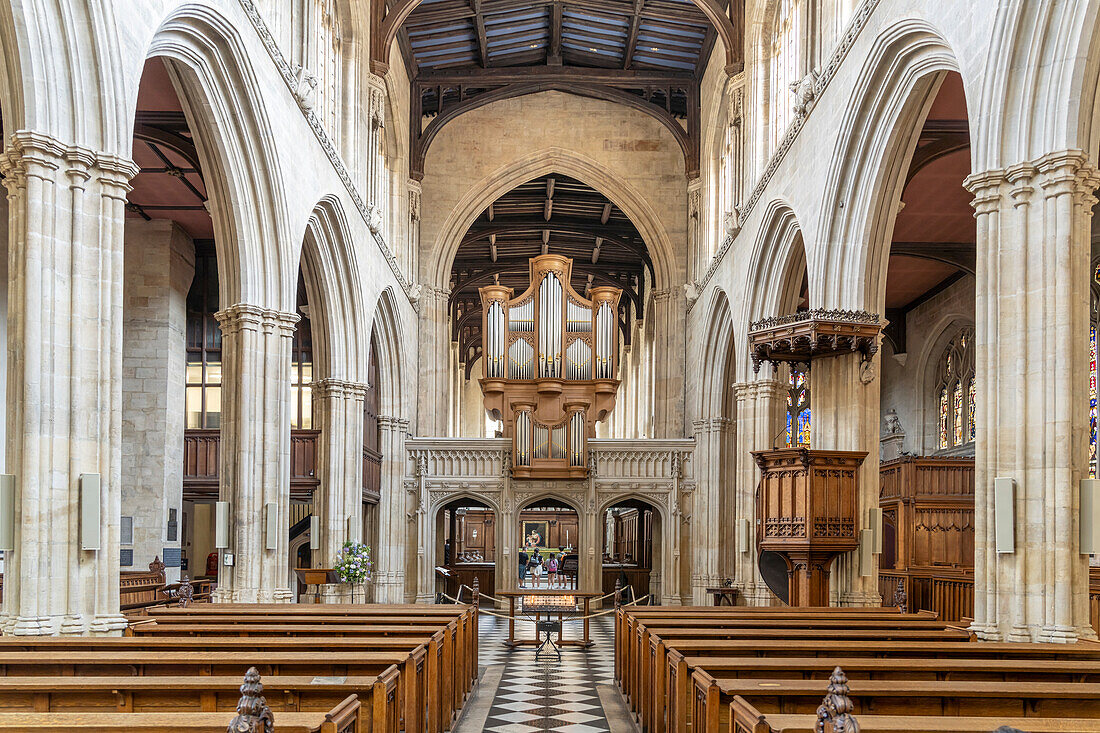 Interior of the University Church of St Mary the Virgin in Oxford, Oxfordshire, England, United Kingdom, Europe
