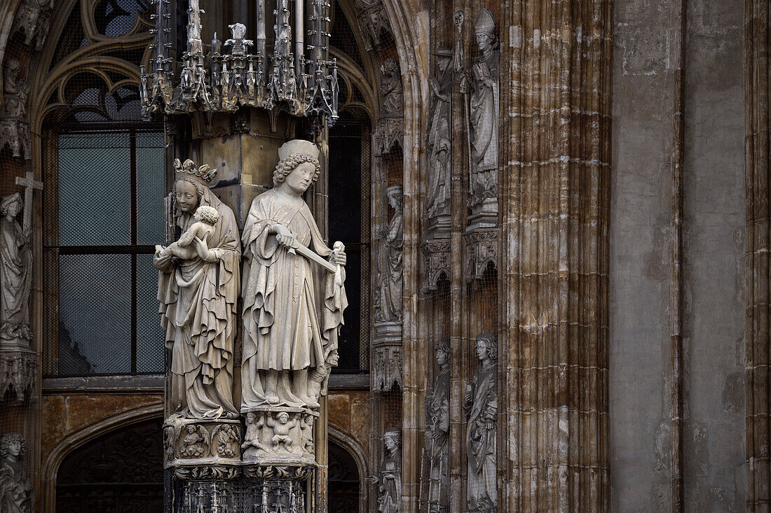 Figurative representations on the facade of Ulm Minster, Ulm, Baden-Wuerttemberg, Germany, Europe