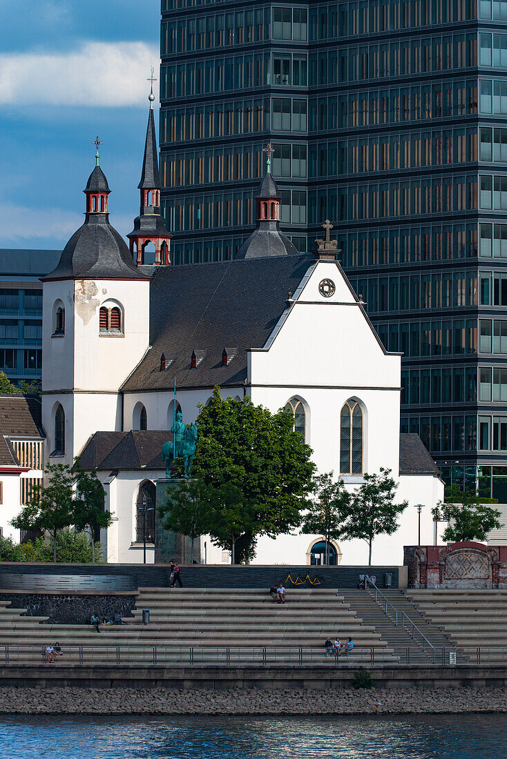 Klosterkirche Alt St. Heribert, Köln, Nordrhein-Westfalen, Deutschland, Europa