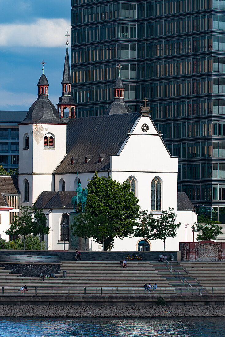 Klosterkirche Alt St. Heribert, is one of the 13 small Romanesque churches that are looked after by the Förderverein Romanische Kirchen Köln, Cologne, North Rhine-Westphalia, Germany, Europe