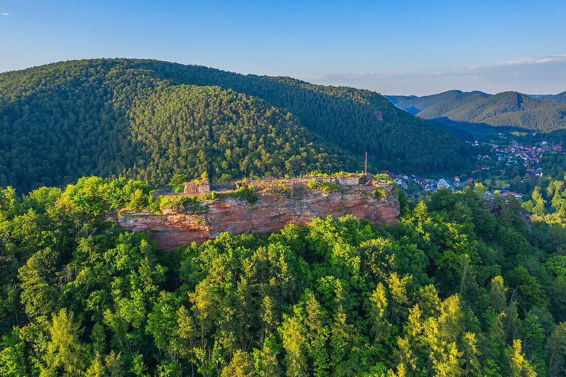 Castle ruins Falkenburg, Wilgartswiesen, Wasgau, Palatinate Forest, Rhineland-Palatinate, Germany