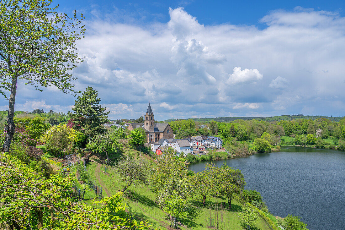 Ulmen Maar with town and parish church of St. Matthias, Ulmen, Eifel, Rhineland-Palatinate, Germany